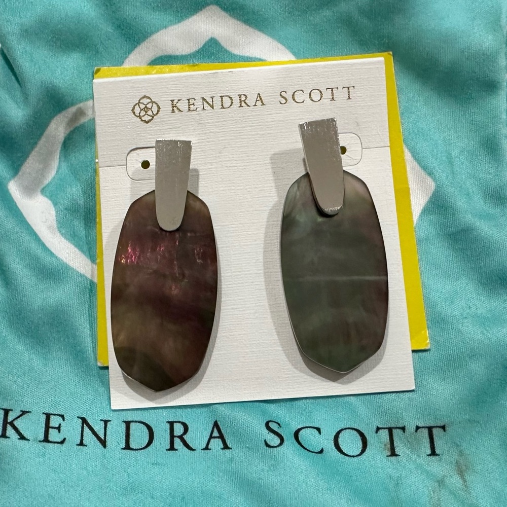 Kendra Scott Mother of Pearl/Abalone